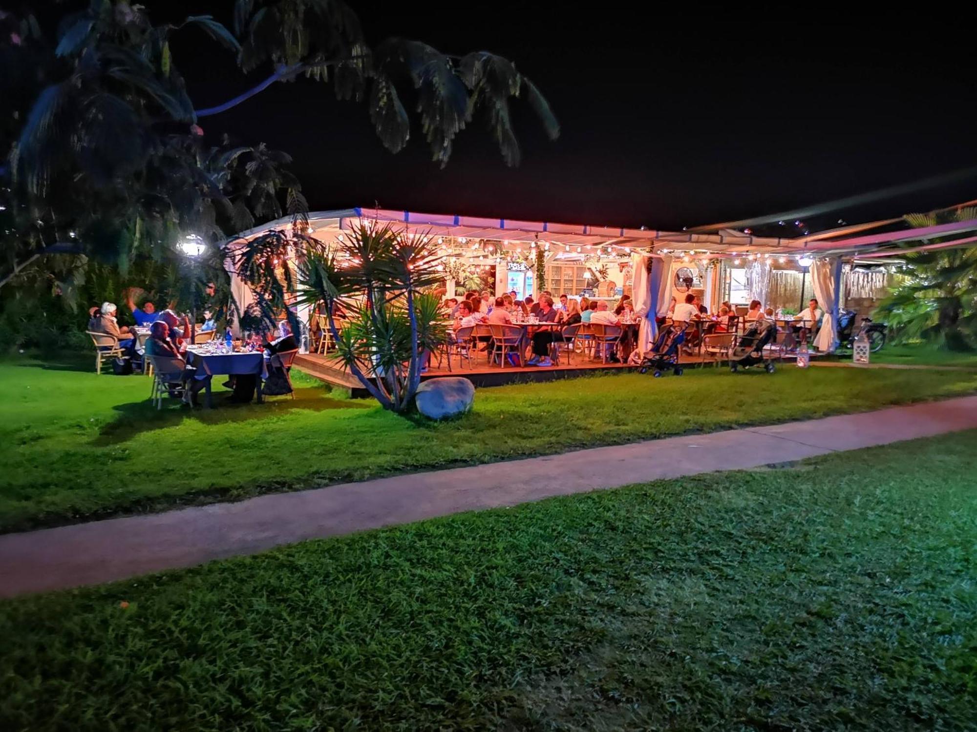 مونتي ناي Rey Beach Club المظهر الخارجي الصورة