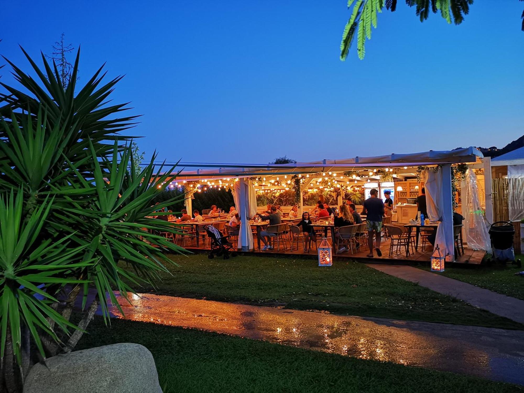مونتي ناي Rey Beach Club المظهر الخارجي الصورة